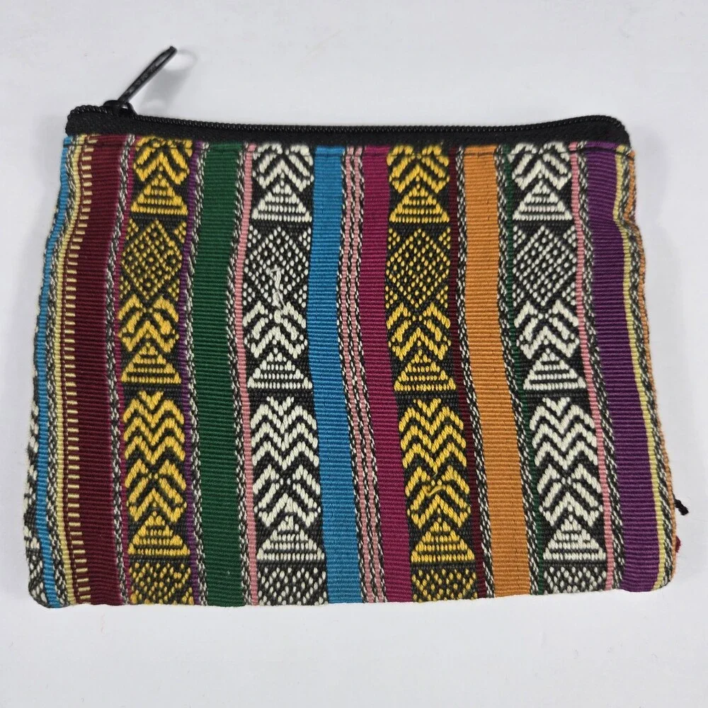 Hand Embroidered 6 X 5 Inches Coin Purse Mexican Art